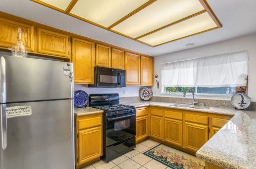 5018 Trojan Ct, Riverside CA  92507-6056 exterior