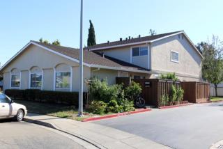383 Rio Verde Pl, Milpitas, CA 95035-8603