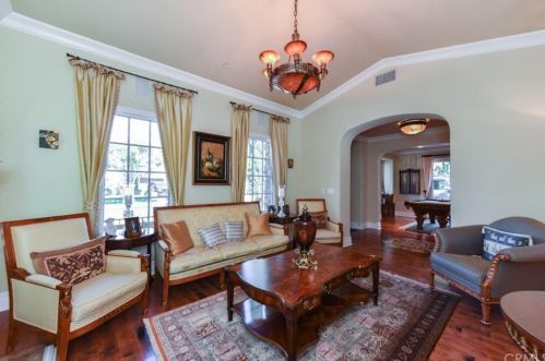 25 Blue Smt, Irvine CA  92603-0168 exterior