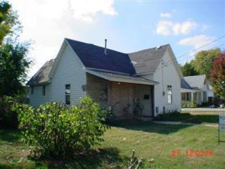 1634 Chestnut St, Springfield MO  65802-4249 exterior