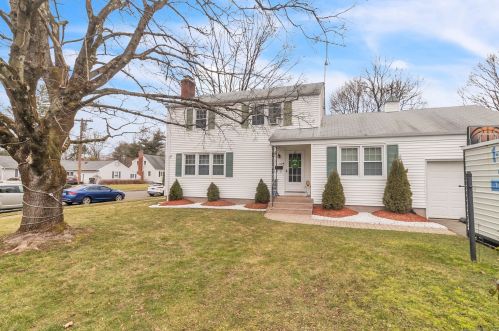 60 Fowler Ln, Hartford, CT 06118-3025