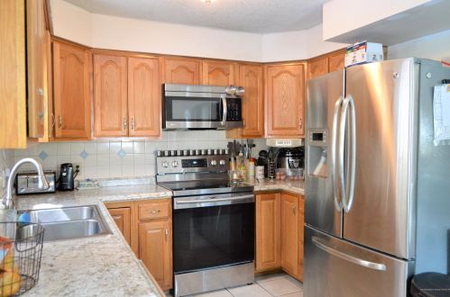 63 Highland Rd, Standish, ME 04084-5334