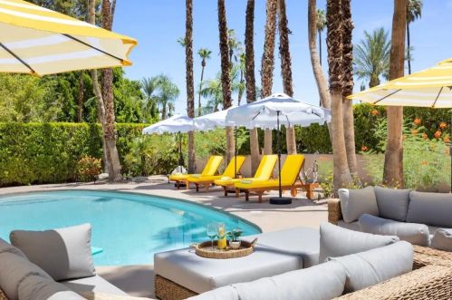 2905 Puerta Del Sol, Palm Springs, CA 92262-1919