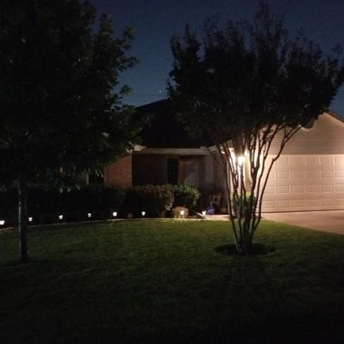 1821 Canterbury Cir, Fort Worth TX  76112-4001 exterior