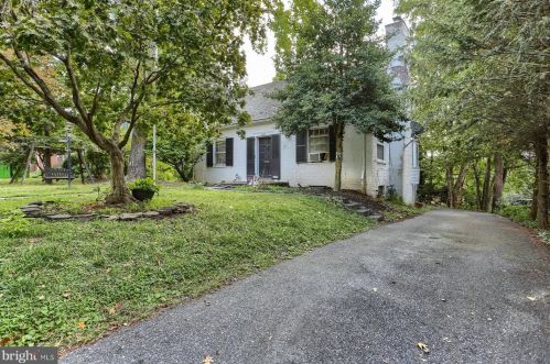 2307 Rudy Rd, Harrisburg, PA 17104-2025
