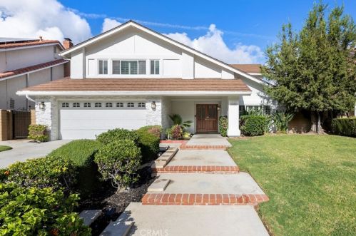 1058 Rimwood Dr, Anaheim, CA 92807-5036