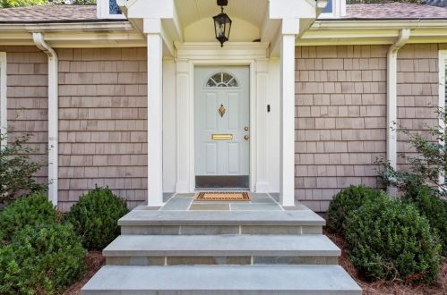 2035 Dellwood Dr, Atlanta GA  30309-1242 exterior
