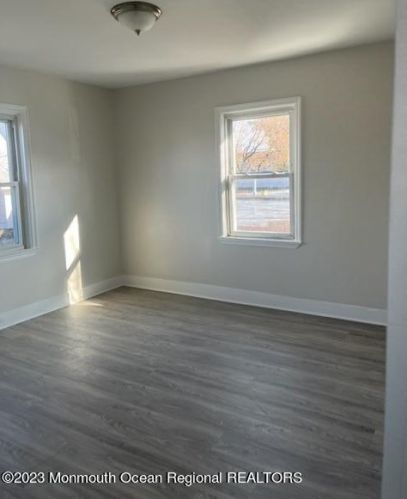 1541 Sewall Ave, Tinton Falls NJ  07712-6357 exterior