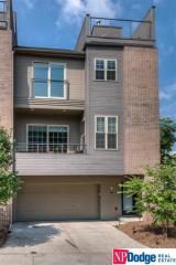 124 Dundee Ridge Ct, Omaha, NE 68132-3206