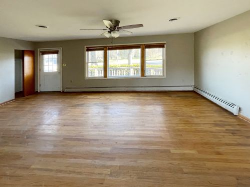 26545 Wilmot Rd, Antioch, IL 60002-9167