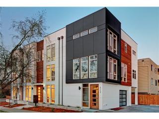 8360 17th Ave, Seattle WA  98117-3618 exterior