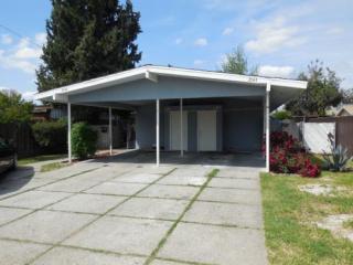 3545 Iowa Ave, Fresno, CA 93702-2048