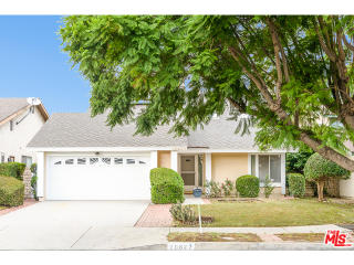 20627 Lemmer St, Chatsworth, CA 91311-4502