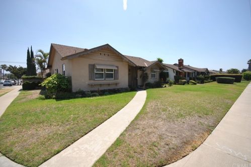 2002 Ninth St, Anaheim CA  92802-3203 exterior