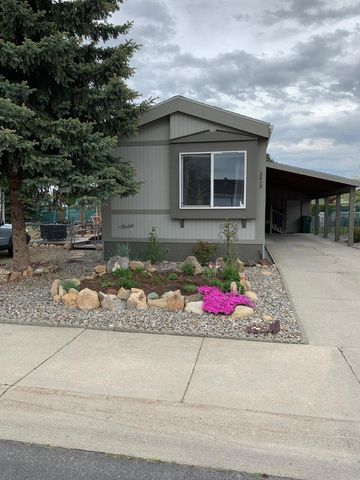 2042 Oxford Cir, Coeur D Alene, ID 83815-9489