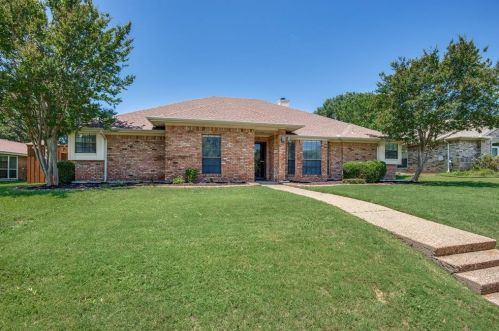 3829 Townbluff Dr, Plano TX  75023-8012 exterior