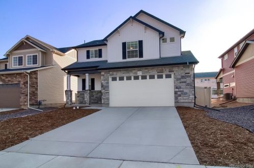 22135 45th Ave, Denver, CO 80019-8080