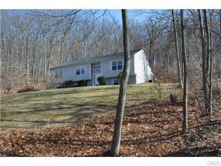 44 Turkey Hill Ter, Newtown, CT 06470-2309