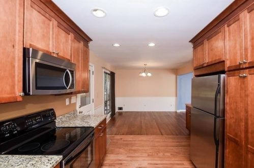 1760 Clairmont Way, Atlanta GA  30329-1616 exterior