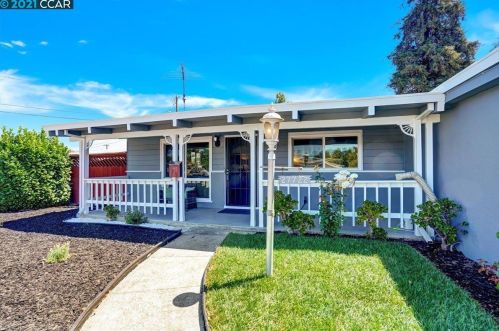 27722 Haldane Ct, Hayward, CA 94544-5218