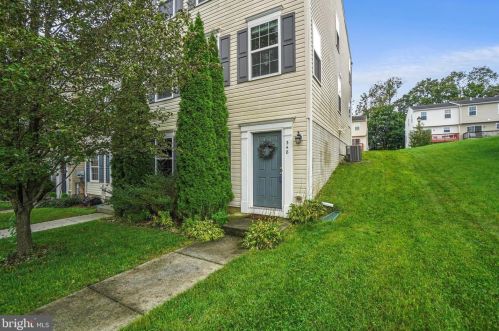 348 Voltaire Blvd, Lancaster, PA 17603-8871