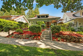 3327 Grand Ave, Everett, WA 98201-4212