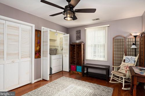 6132 Shady Side Rd, Shady Side MD exterior