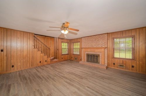 2189 Eastwood Dr, Lithonia GA  30078-2671 exterior
