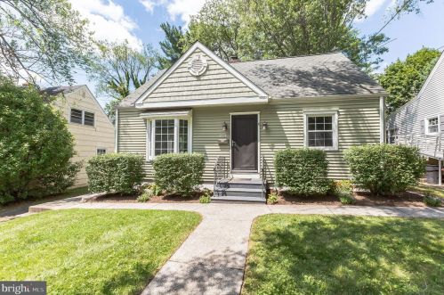 1931 Maple Ave, Haddon Heights, NJ 08035-1117