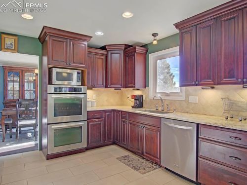 115 High Vw Cir, Woodland Park CO 80863-9405 exterior