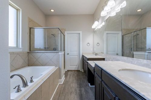 11320 Live Oak Crk Dr, Fort Worth TX  76108 exterior