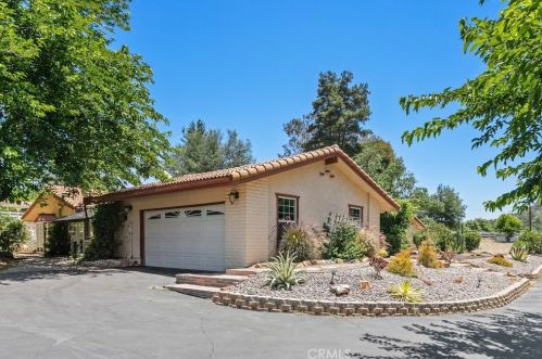 27042 Cool Water Ranch Rd, Valley Center, CA 92082-6611