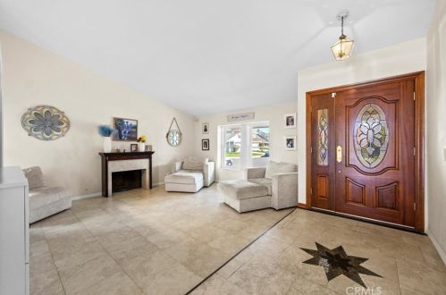 48 Carver, Irvine CA  92620-3319 exterior