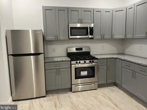 2414 Berks St, Philadelphia PA  19121-2045 exterior