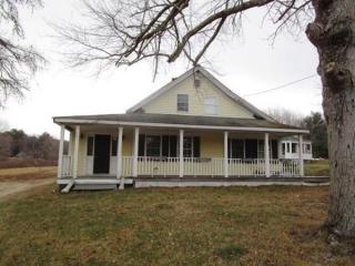 499 Field Hill Rd, Scituate, RI 02815-1107