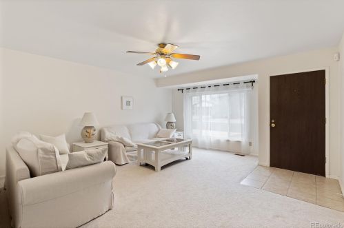 17123 Brown Cir, Aurora, CO 80013-2102