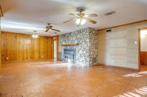 607 Clb Oak Dr, Fort Worth TX  76114-3346 exterior