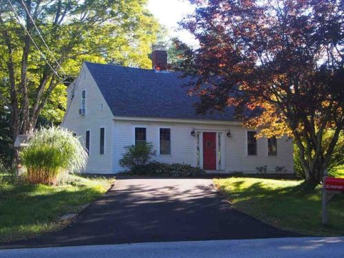 20 Mount Delight Rd, Deerfield, NH 03037-1314
