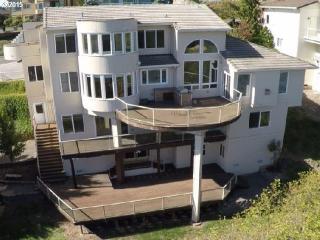 600 View Ridge St, Camas, WA 98607-7922