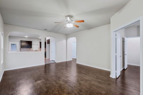 1924 Kachina Lodge Rd, Fort Worth TX  76131-2401 exterior