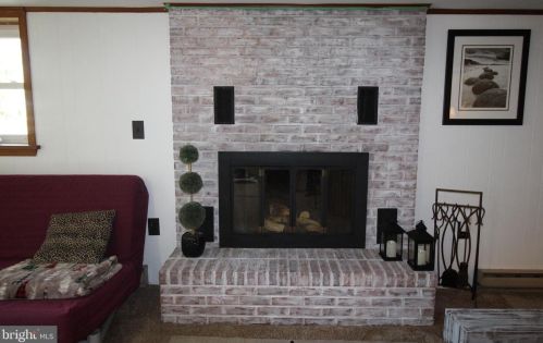 17 Friendship Ct, Charles Town WV 25414-5058 exterior