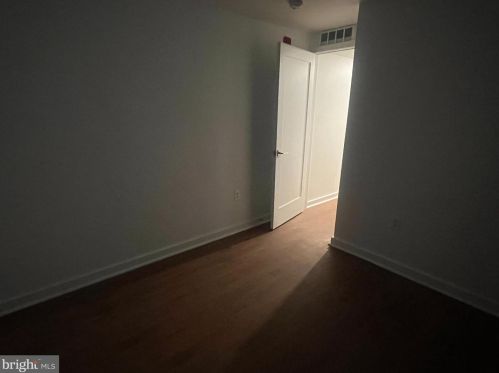 624 12th St, Philadelphia PA 19147-1832 exterior