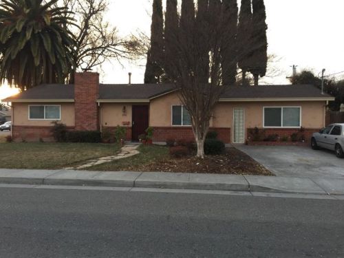 2001 East St, Tracy, CA 95376-2706