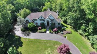 6 Mattben Dr, Warren, NJ 07059-7142