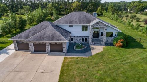 225 Chestnut Dr, Wild Rice, ND 58047-4006