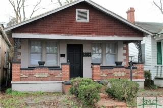923 42nd St, Savannah, GA 31415-8735