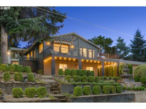 404 1st St, Gaston, OR 97119-9098