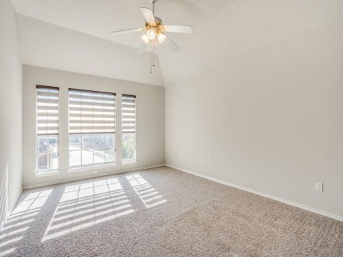 1420 Mapleview Dr, Carrollton TX 75007-6019 exterior