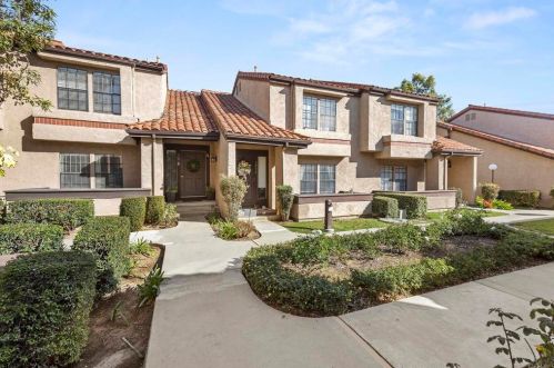 307 Chapman Ave, Placentia, CA 92870-5045