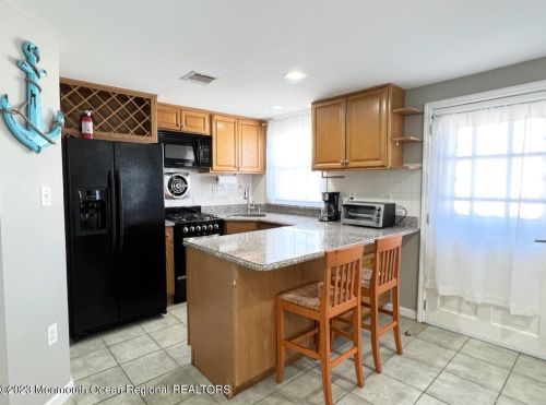 112 Kerr Ave, Lavallette NJ  08735-2141 exterior